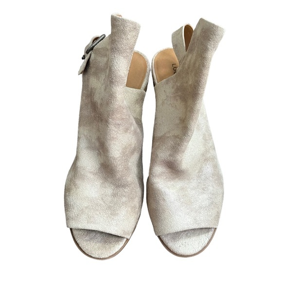 Lucky Brand Gray Beige Aurora Peep Toe booties sz 8 - Picture 2 of 6